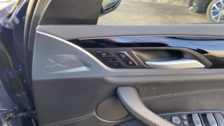 BMW X3 210kW Premier Edition 80kWh 5dr Auto Electric Estate